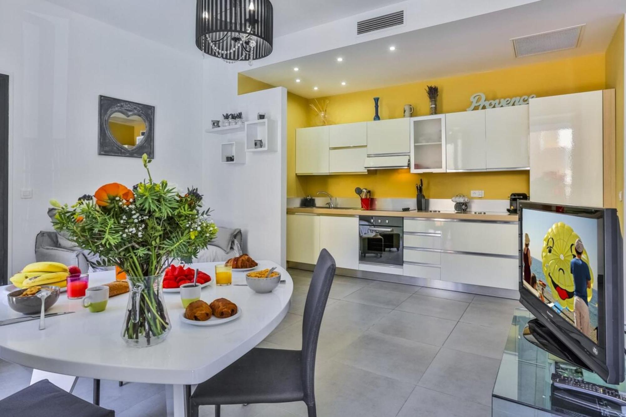 France 82 D - 2 Rooms - Terrace - 1 Min To The Sea Nice Bagian luar foto